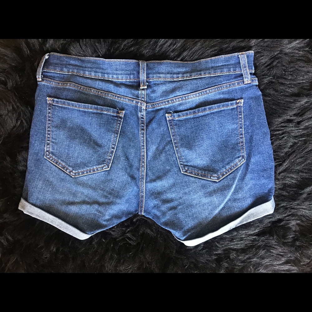 Old navy jean shorts - Picture 2 of 3